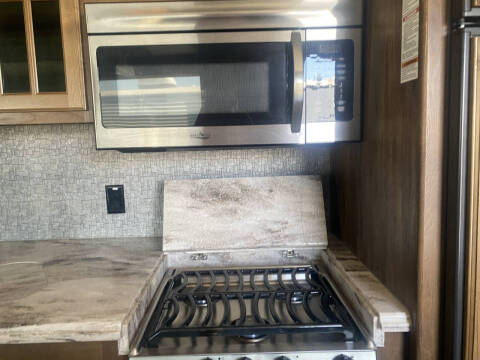 2016 Keystone RV Alpine 3535RE