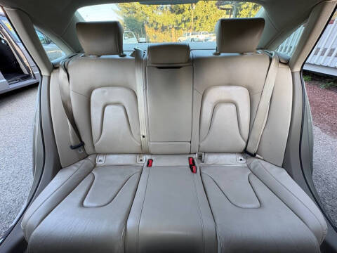 2009 Audi A4 2.0T quattro Premium