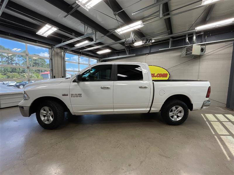 White 2018 Ram 1500 SLT 4x4 SLT 4dr Crew Cab 5.5 ft. SB Pickup 2