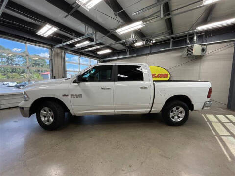 2018 RAM 1500 SLT