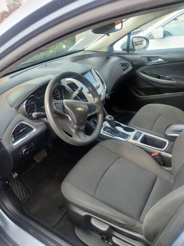 2017 Chevrolet Cruze LS Auto