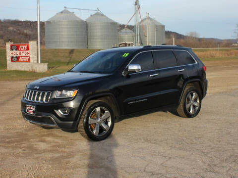 2015 Jeep Grand Cherokee for sale at Apple Auto in La Crescent MN