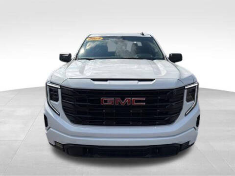 2025 GMC Sierra 1500 Elevation Standard