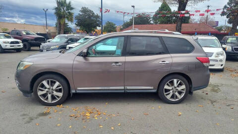 2013 Nissan Pathfinder S