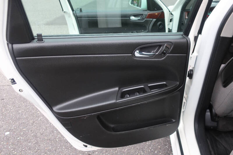 2009 Chevrolet Impala LS