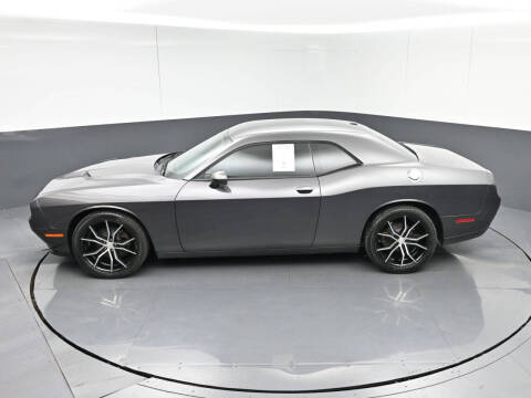 2017 Dodge Challenger SXT