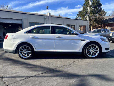 2015 Ford Taurus Limited