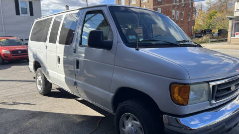 2005 Ford E-Series E-350 SD XLT