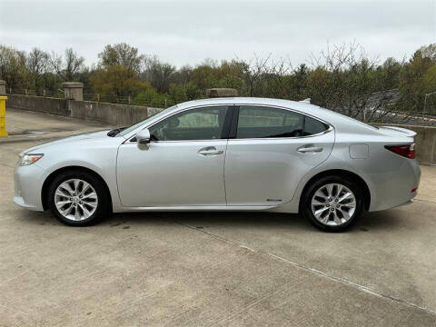 2014 Lexus ES 300h