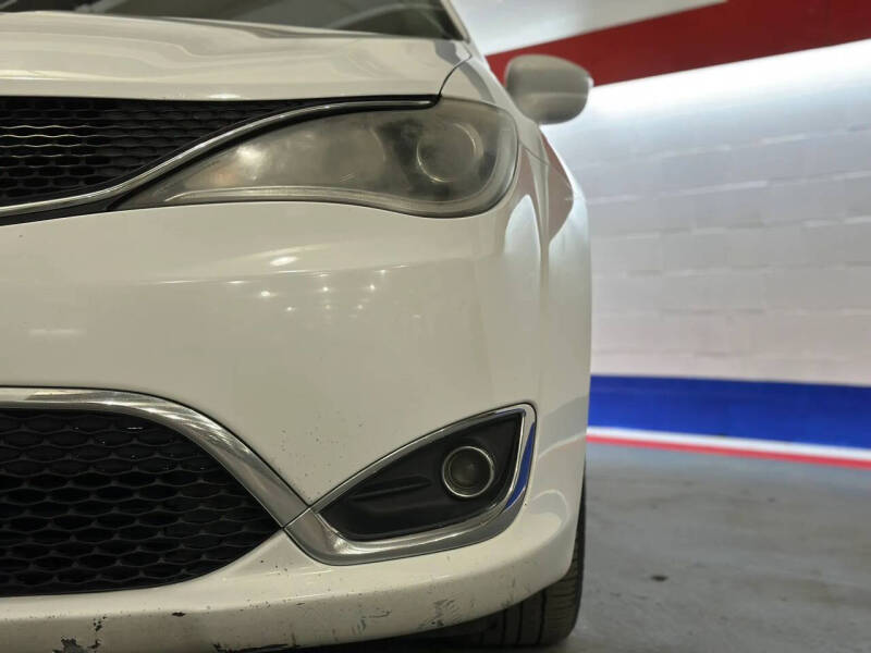2017 Chrysler Pacifica
