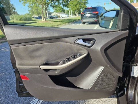 2012 Ford Focus SEL