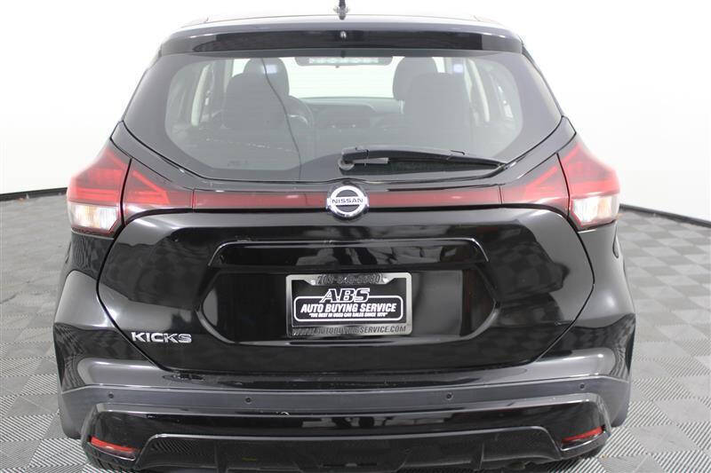 2021 Nissan Kicks S