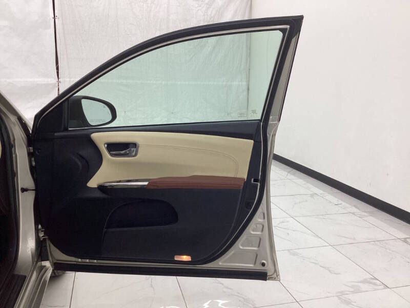 2013 Toyota Avalon XLE Touring