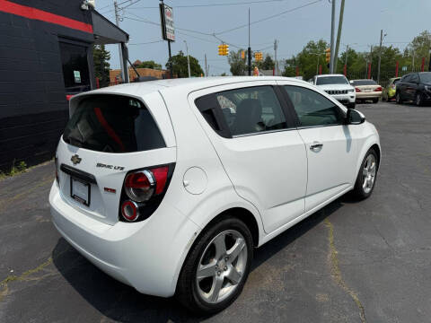 2016 Chevrolet Sonic LTZ Auto