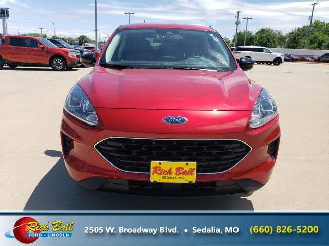 Used 2022 Ford Escape SE with VIN 1FMCU9G66NUA33578 for sale in Kansas City