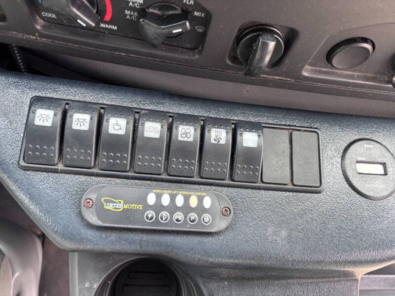 2014 Ford E-Series E-350 SD