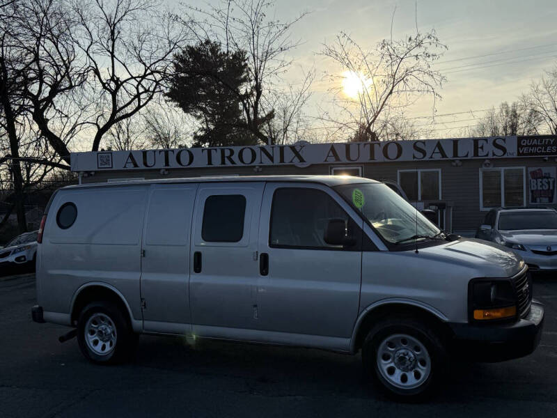 2013 GMC Savana Cargo Base's photo