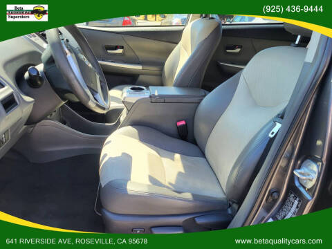 2012 Toyota Prius v Three