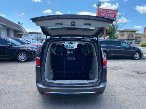 2020 Chrysler Pacifica Touring L