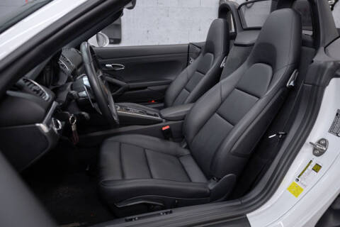 2023 Porsche 718 Boxster S