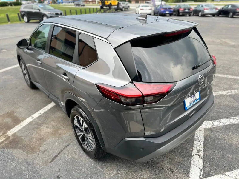 2022 Nissan Rogue SV