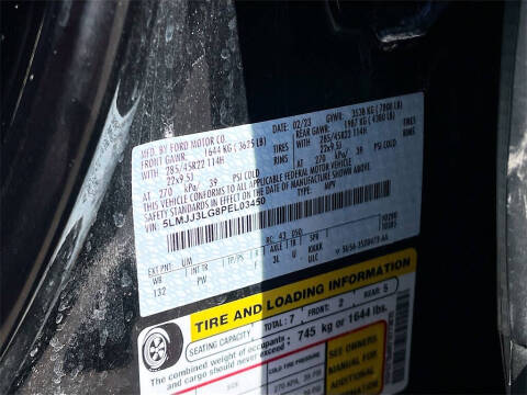 2023 Lincoln Navigator L Reserve