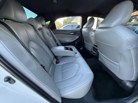 2021 Toyota Avalon XLE