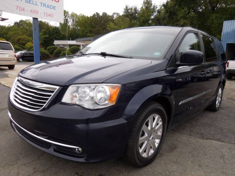 2015 Chrysler Town and Country for sale at CLT CARS LLC in Monroe NC
