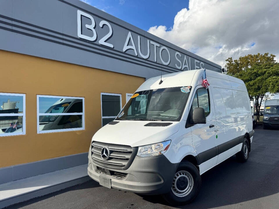 2021 Mercedes-Benz Sprinter Cargo Van Base's photo