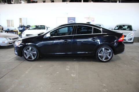 2013 Volvo S60 T6 R-Design Platinum