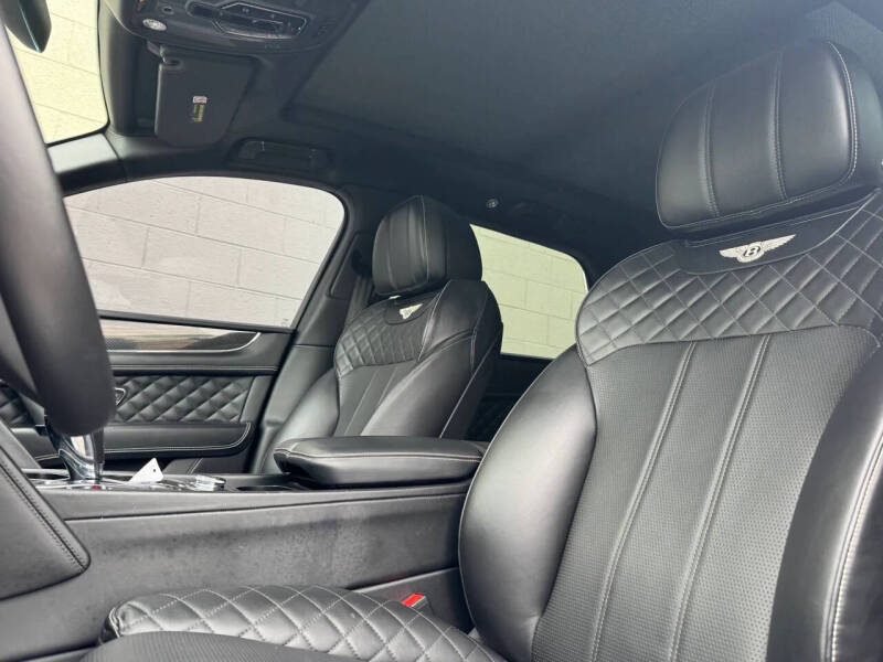 2020 Bentley Bentayga V8