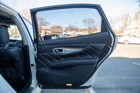 2015 Infiniti Q70L 3.7