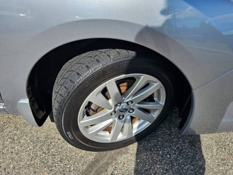 2015 Subaru Impreza 2.0i Premium