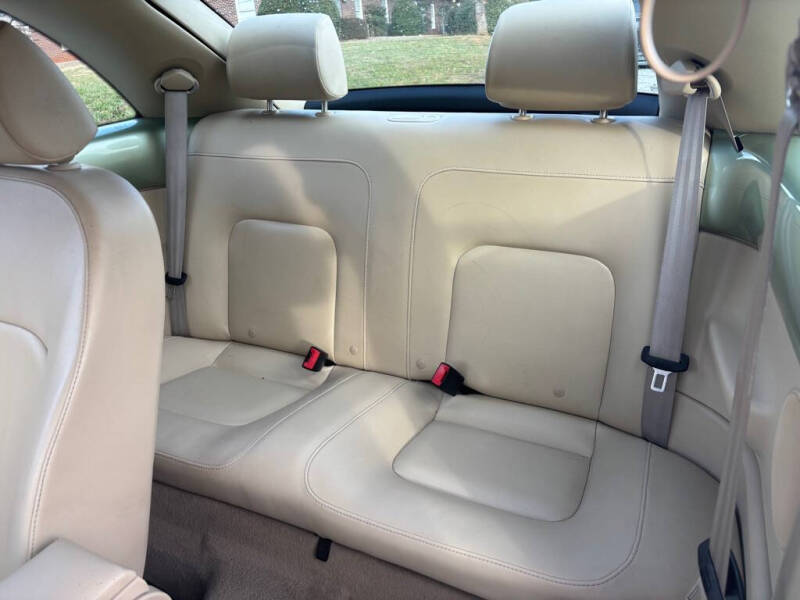 2006 Volkswagen New Beetle 2.5