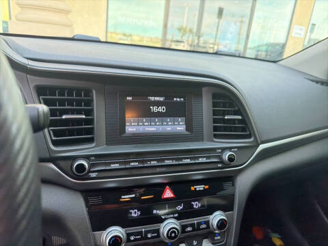 2020 Hyundai Elantra