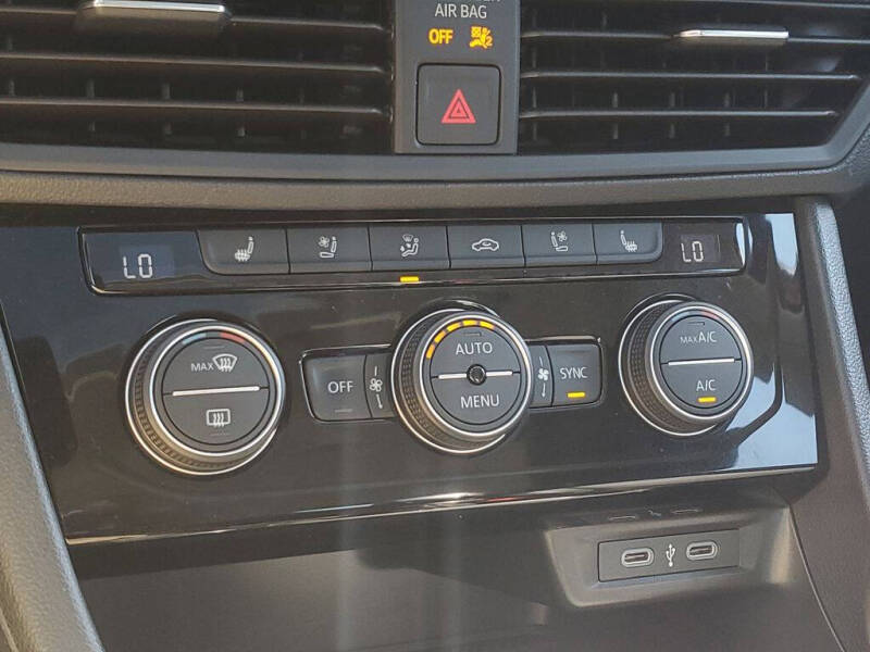 2024 Volkswagen Jetta SEL