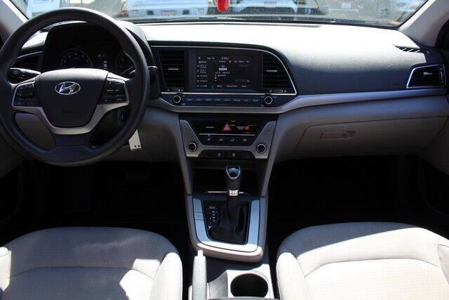 2018 Hyundai Elantra