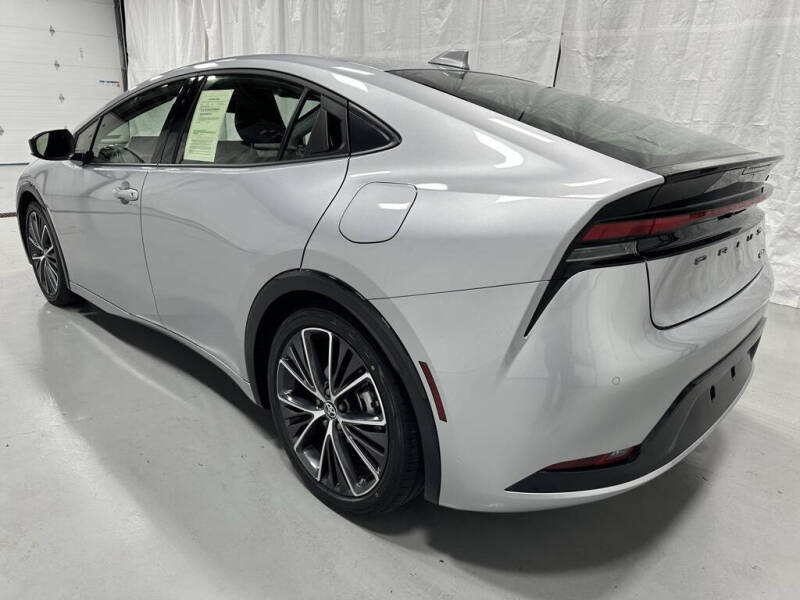 2025 Toyota Prius XLE