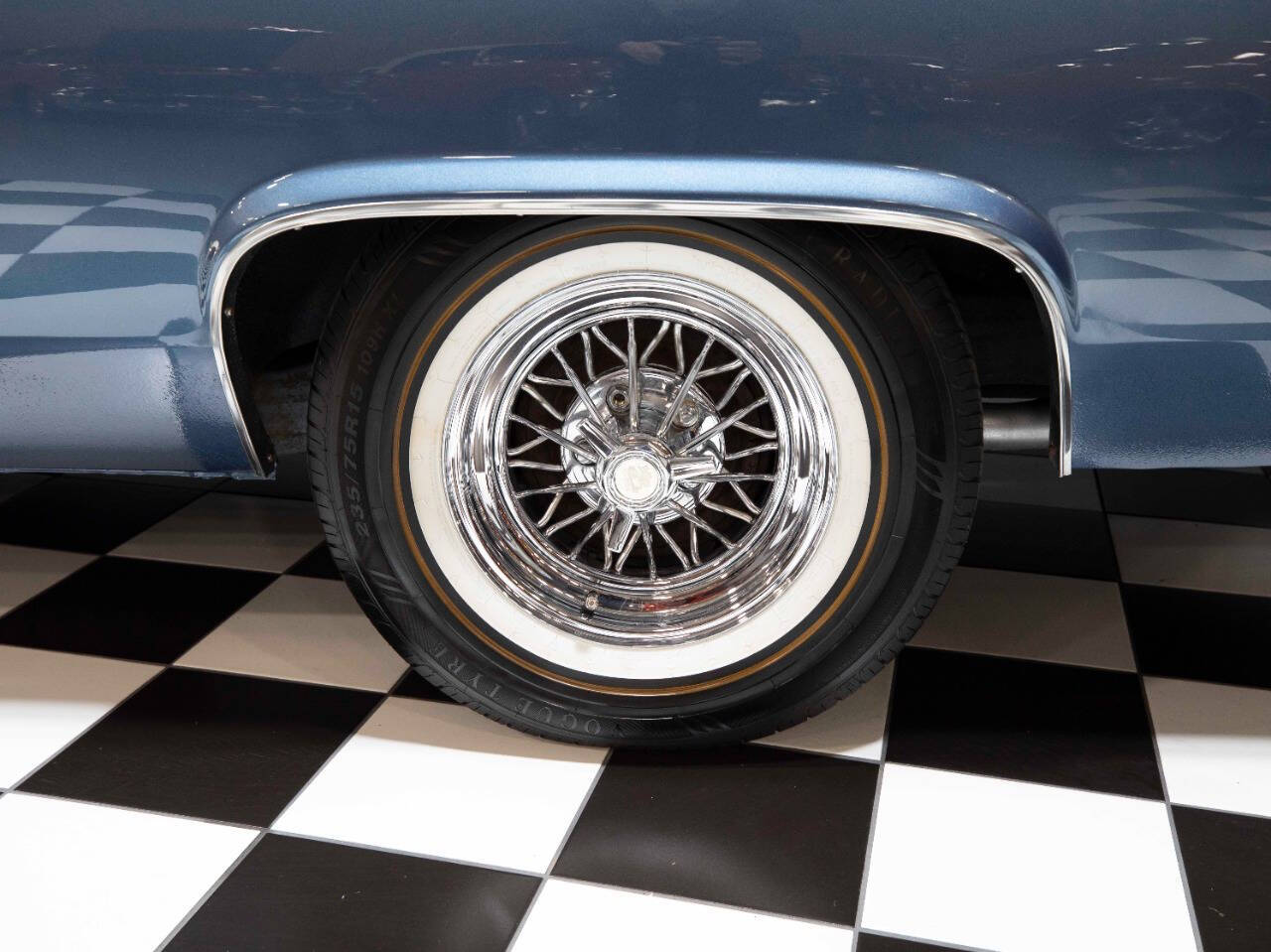 1985 Cadillac Fleetwood Brougham 23