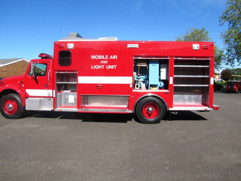 2000 International 4900