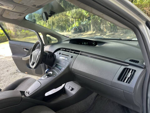 2011 Toyota Prius Two