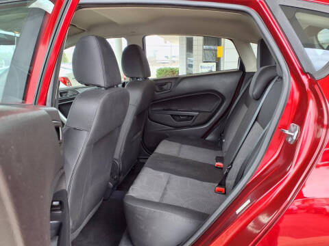 2013 Ford Fiesta SE