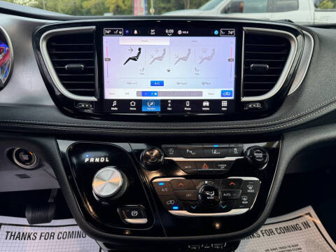 2021 Chrysler Pacifica Touring L