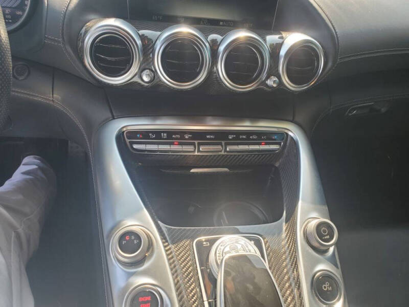 2017 Mercedes-Benz AMG GT