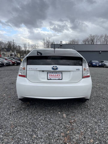 2010 Toyota Prius III