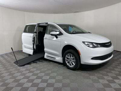 2022 Chrysler Voyager for sale at AMS Vans in Tucker GA