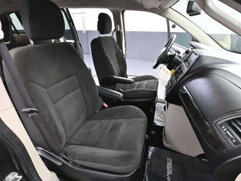 2017 Dodge Grand Caravan SE