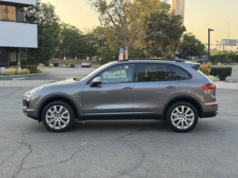 2017 Porsche Cayenne S