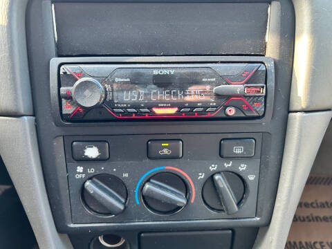 2001 Toyota Camry LE