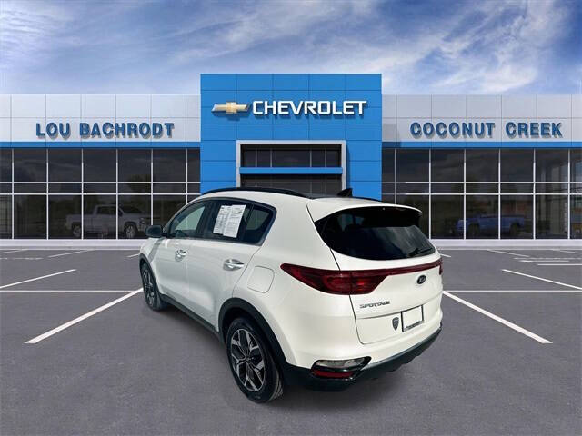 2022 Kia Sportage EX